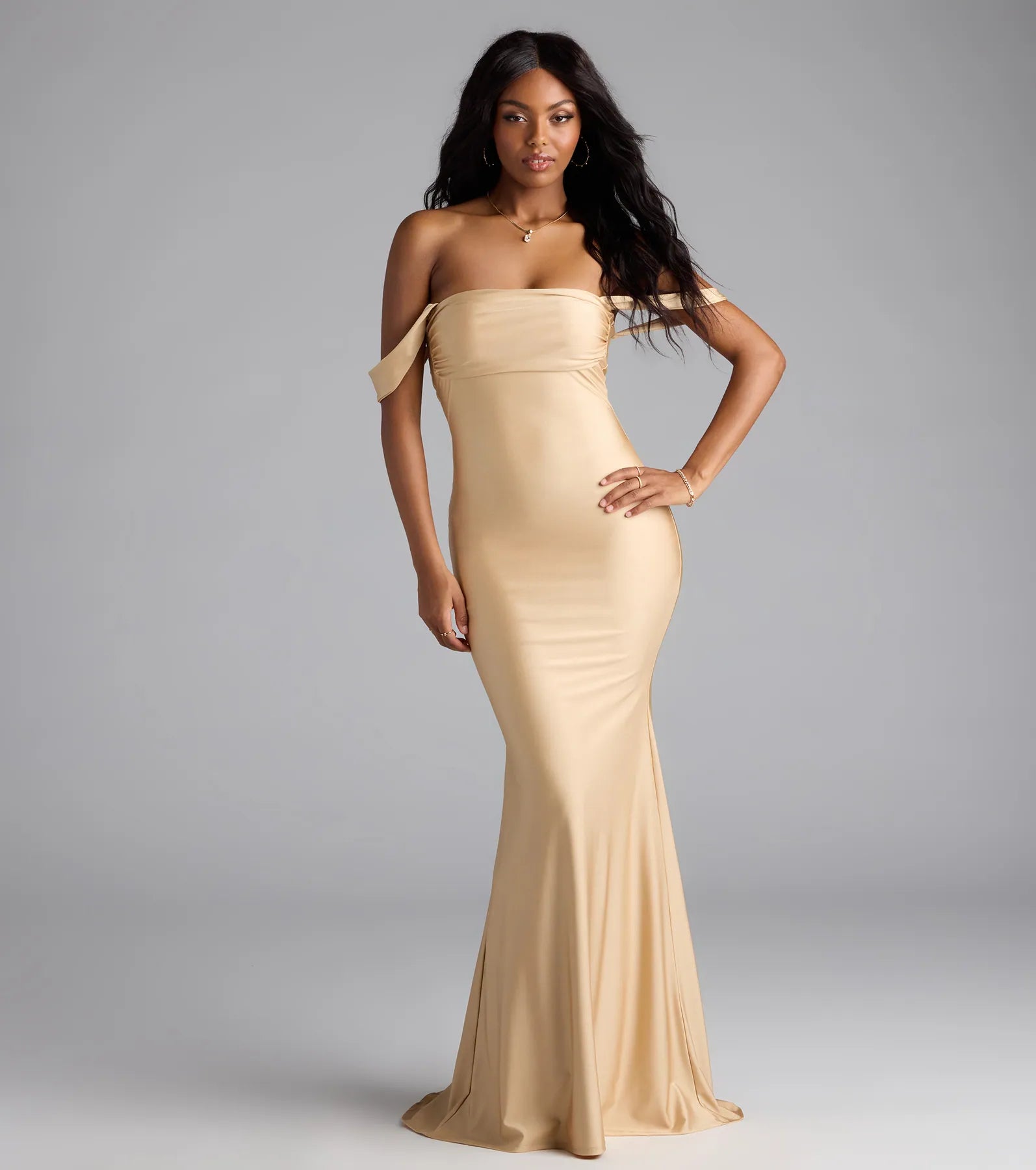 Maylah Off-The-Shoulder Mermaid Dress