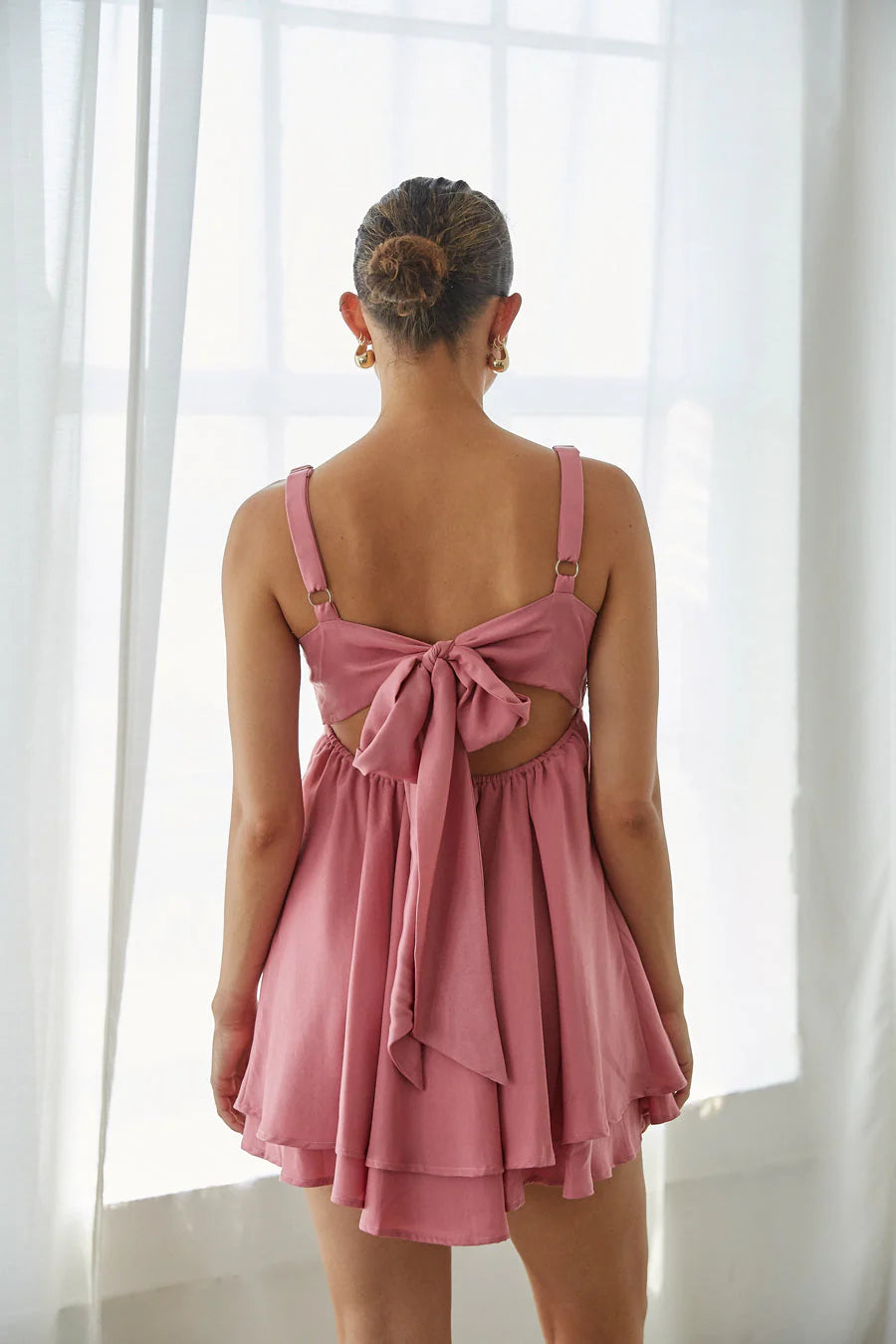 Suki Twist Babydoll Mini Dress