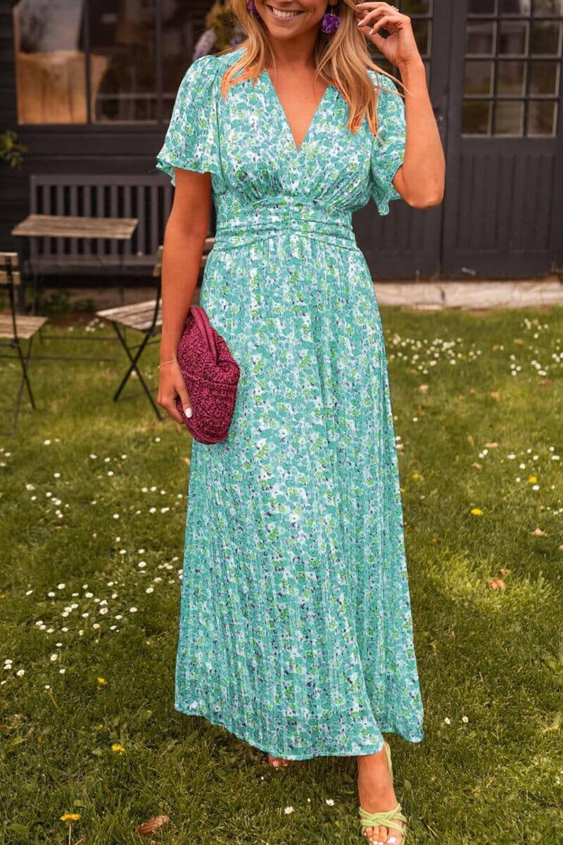 Serina – Maxi dress with V-neck and elegant flow
