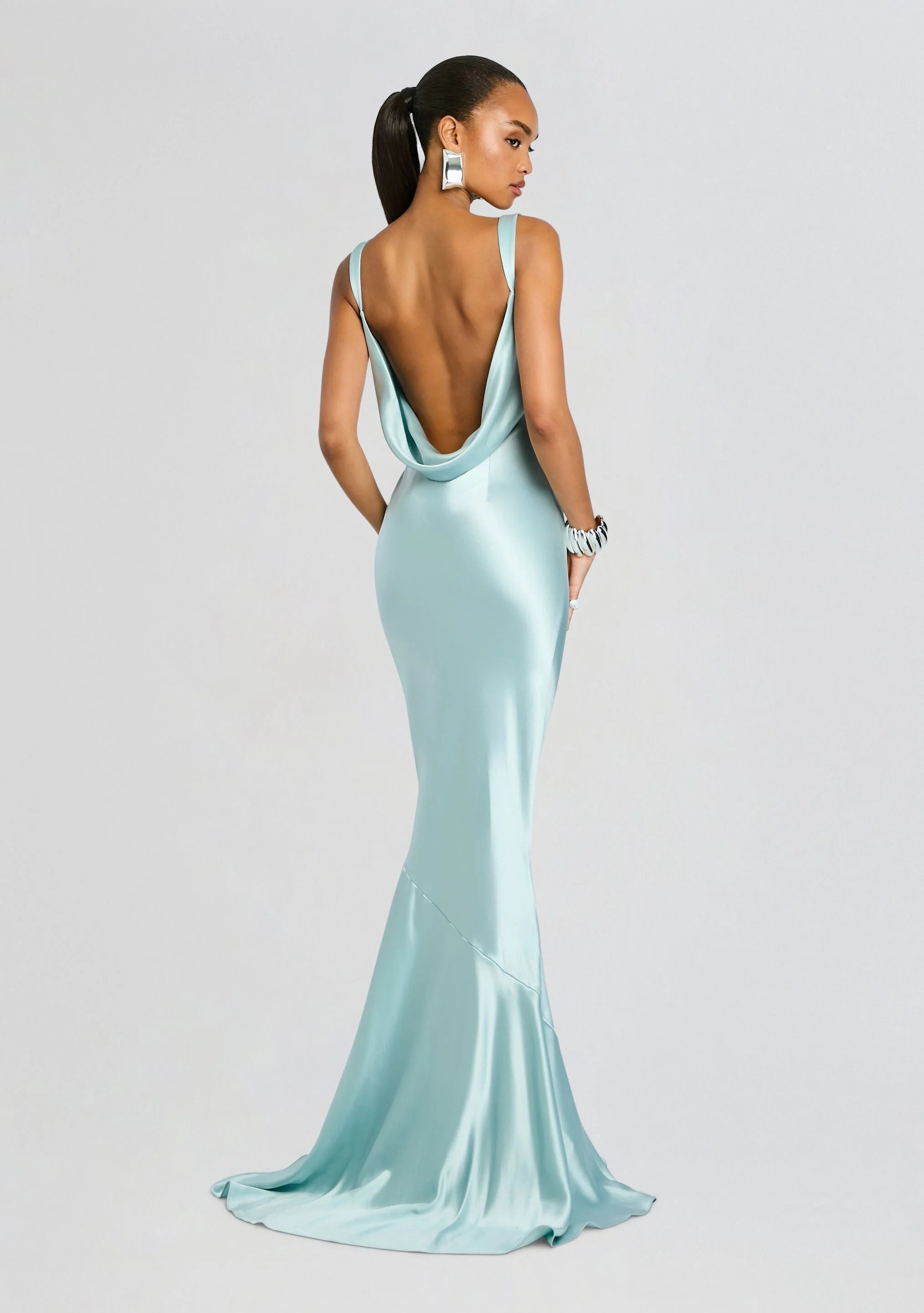 Vinicia Dress